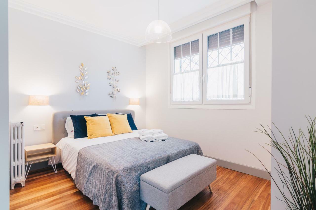 Gran Via Apartment By People Rentals Bilbao Exteriör bild