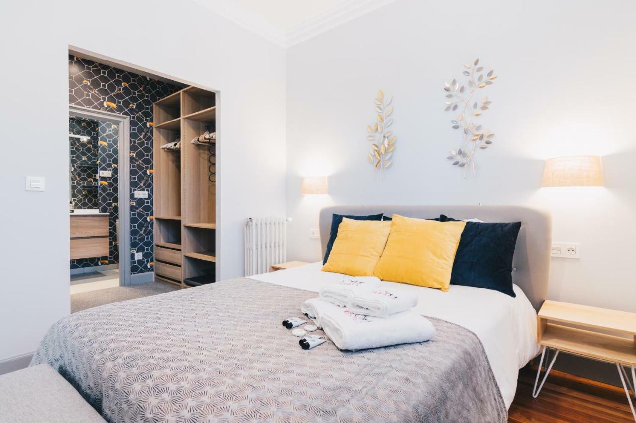 Gran Via Apartment By People Rentals Bilbao Exteriör bild