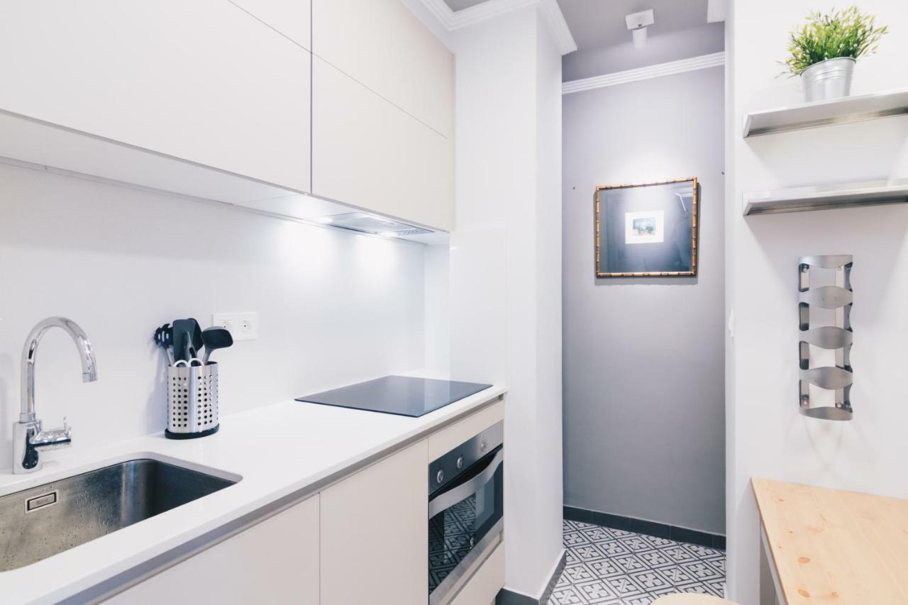 Gran Via Apartment By People Rentals Bilbao Exteriör bild